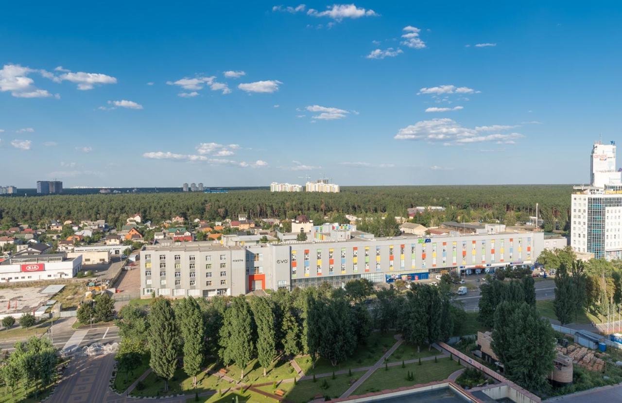 Flatrent Olympic Park, Метро Бориспільська Поруч! 基輔 外观 照片