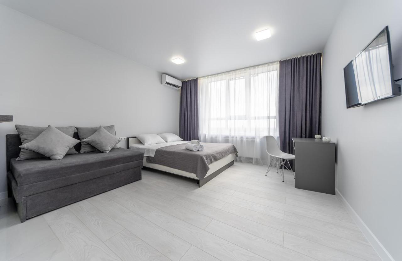 Flatrent Olympic Park, Метро Бориспільська Поруч! 基輔 外观 照片
