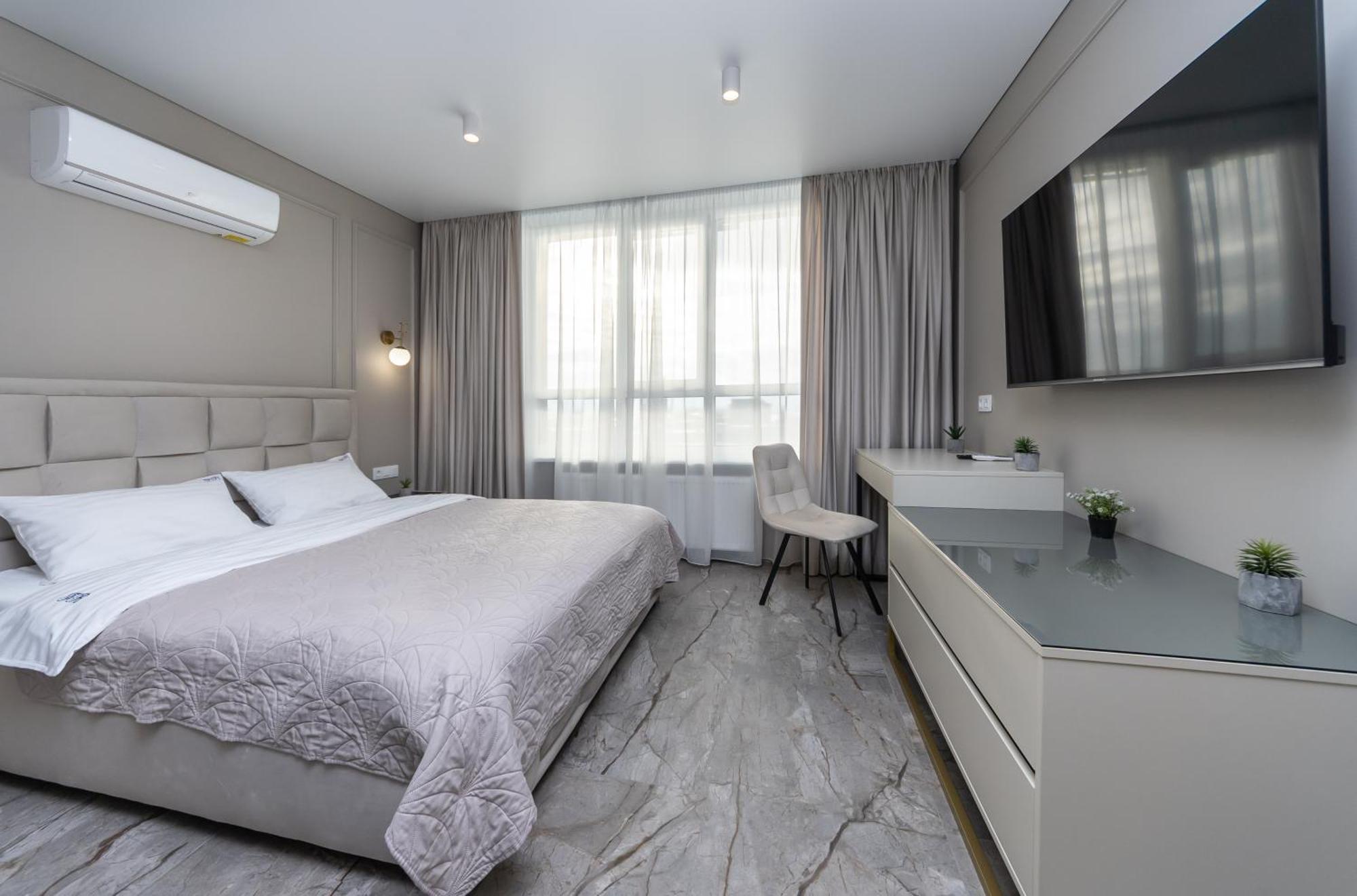 Flatrent Olympic Park, Метро Бориспільська Поруч! 基輔 外观 照片